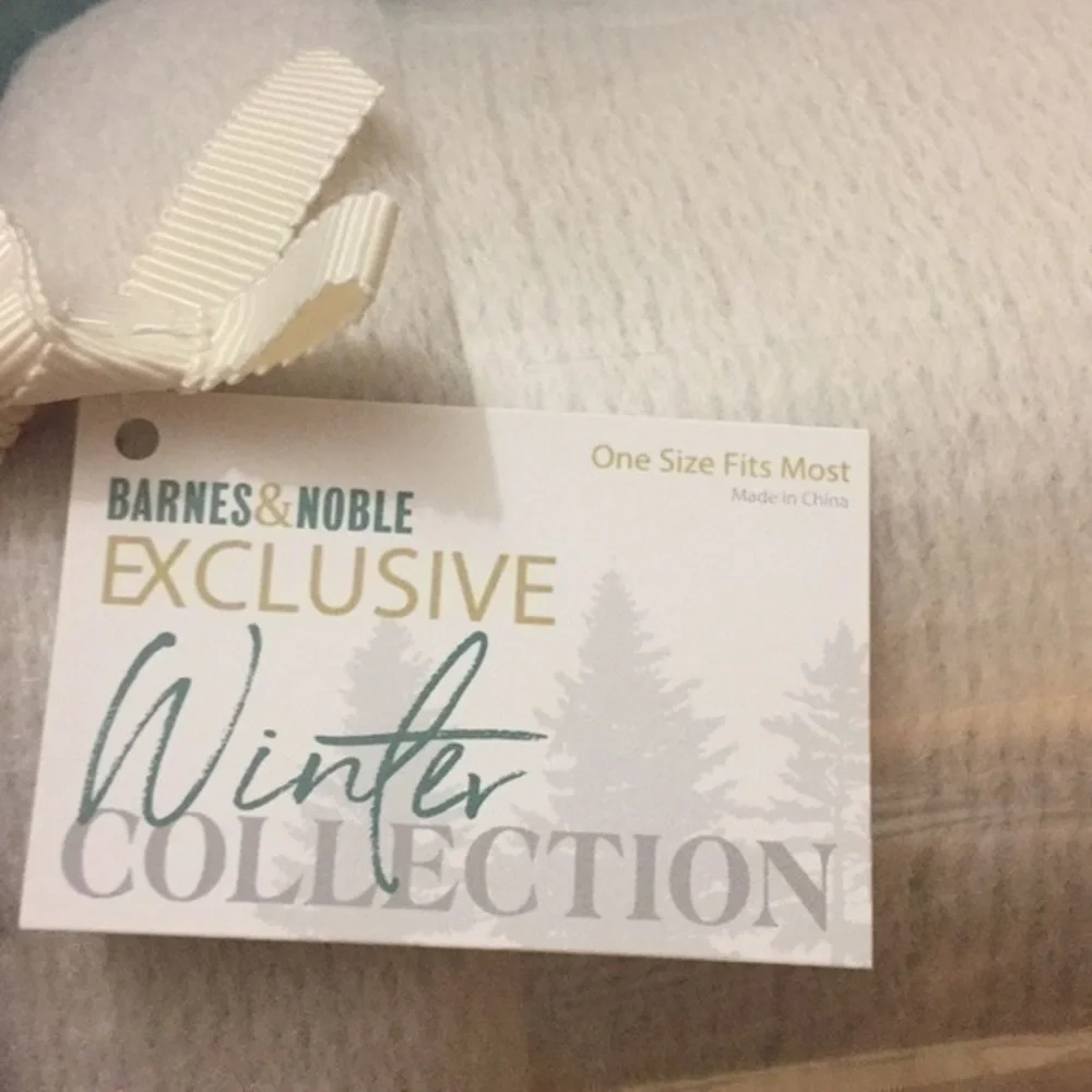 2/$49 NWT Unisex Fringed Scarf Soft Cream Ivory White Sand Winter OSFM Men Women